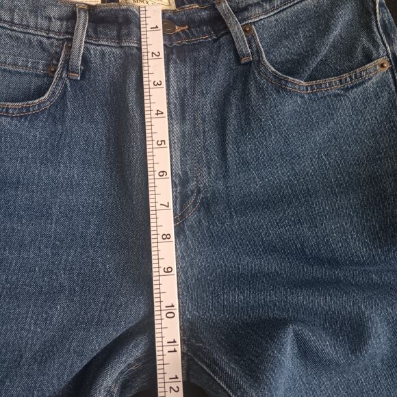 Kirkland Signature Women's High-Rise Straight Leg Jeans, Blue, Womens Size 6 - Picture 6 of 10